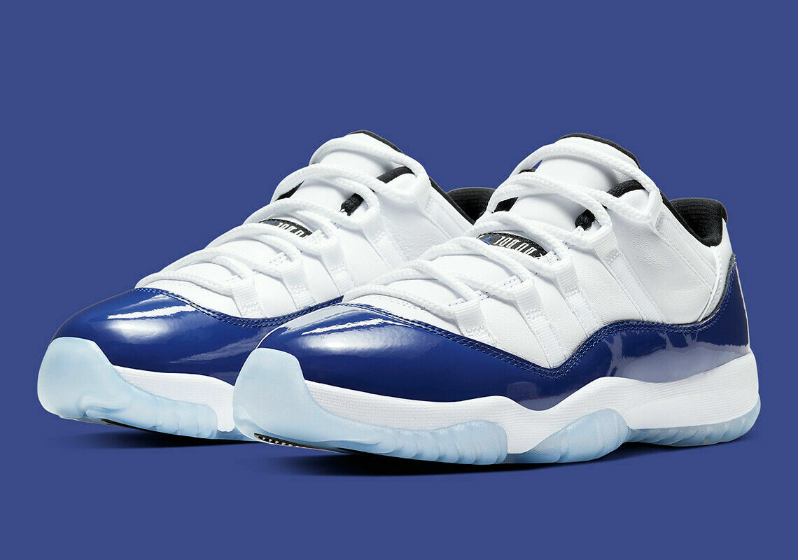 Nike Air Jordan 11 Retro Low size W9.5 